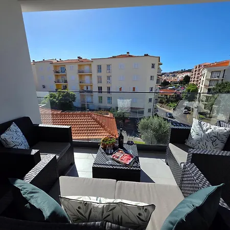 Апартаменты Glendeira Lux