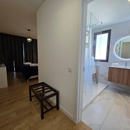 Апартаменты Glendeira Lux