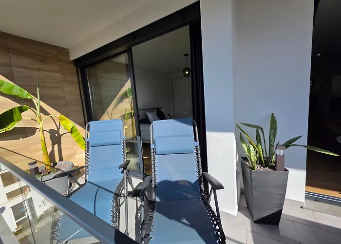 Glendeira Lux * Caniço