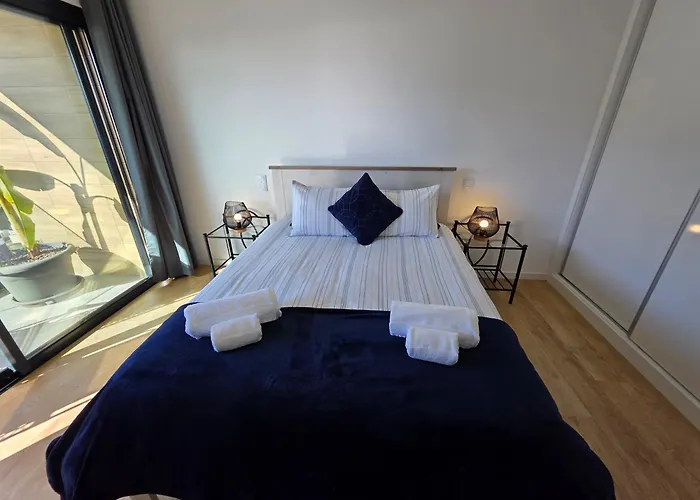 Glendeira Lux * Caniço