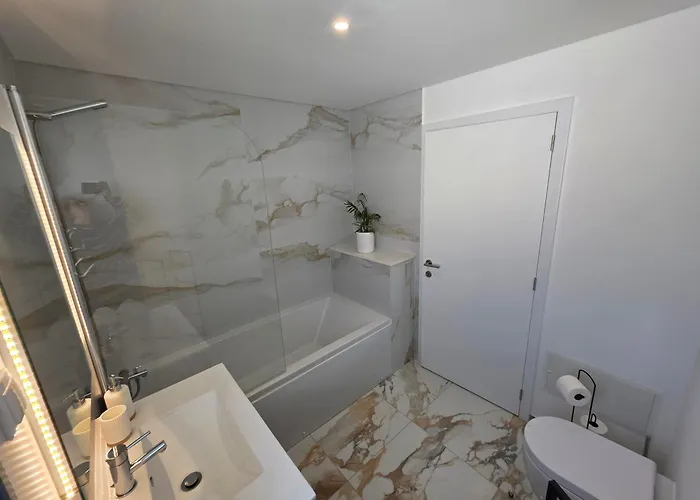 Glendeira Lux Apartment